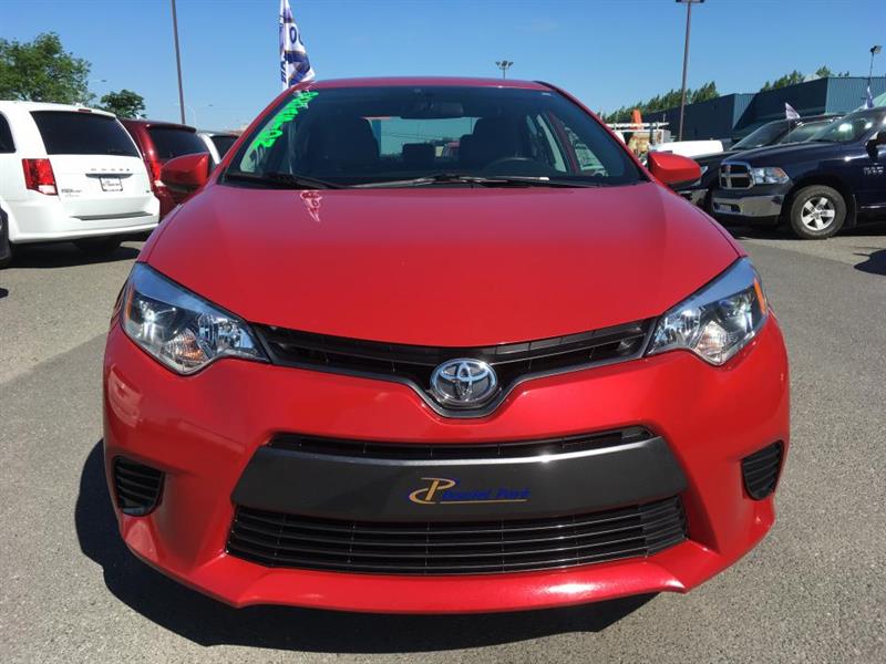 2016
Toyota
Corolla