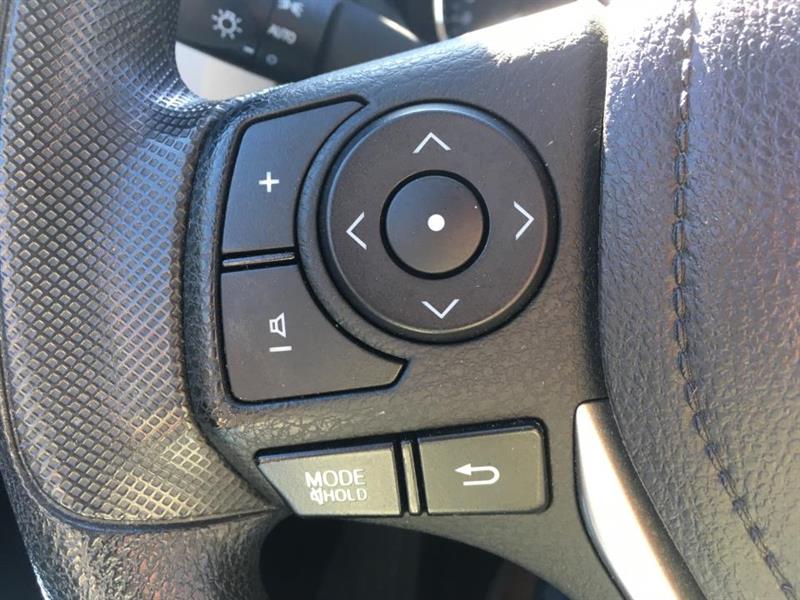 2016
Toyota
Corolla