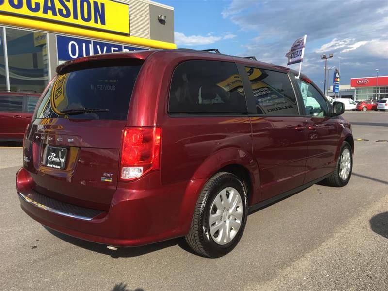 2017
Dodge
Grand Caravan