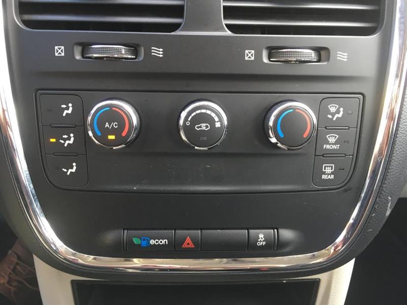 2017
Dodge
Grand Caravan
