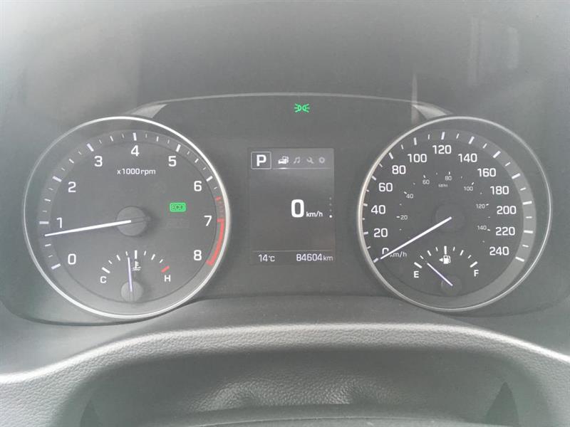 2017
Hyundai
Elantra