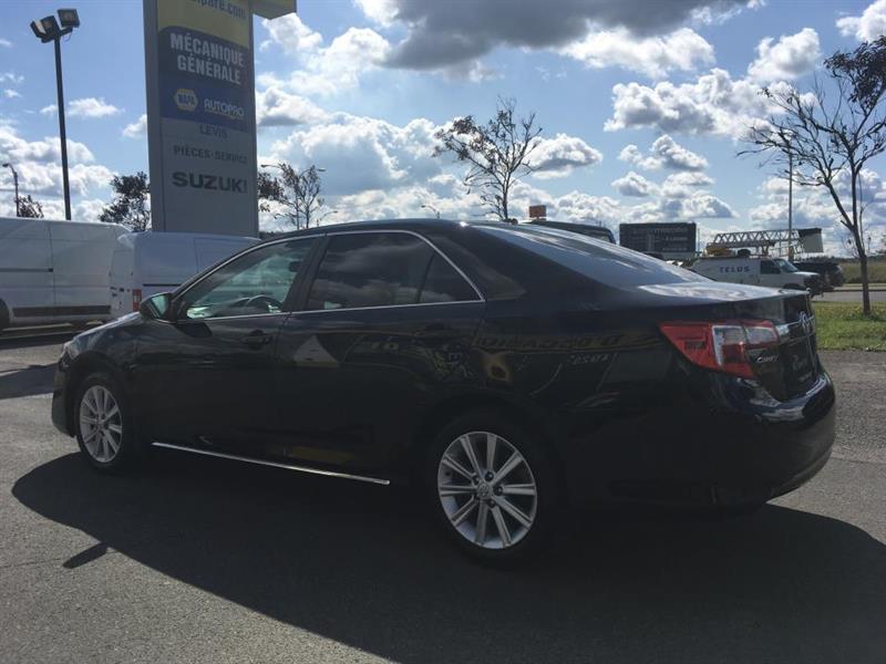 2014
Toyota
Camry