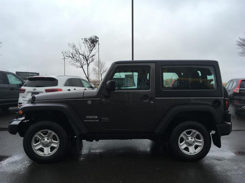 2016
Jeep
Wrangler