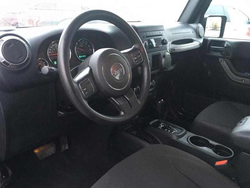 2016
Jeep
Wrangler