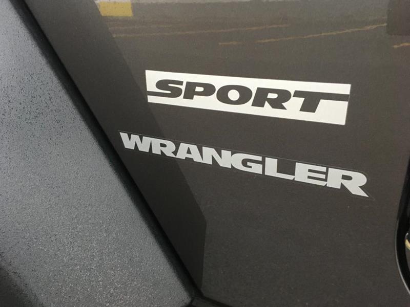 2016
Jeep
Wrangler