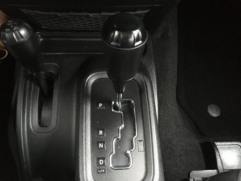 2016
Jeep
Wrangler