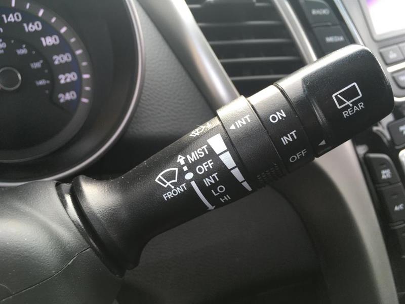 2015
Hyundai
Elantra