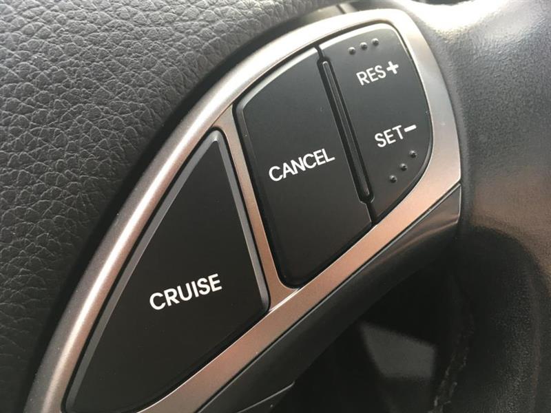 2015
Hyundai
Elantra