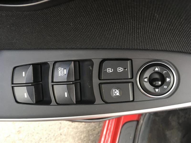 2015
Hyundai
Elantra