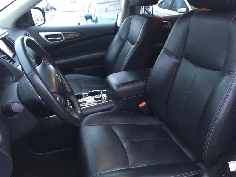 2014
Nissan
Pathfinder