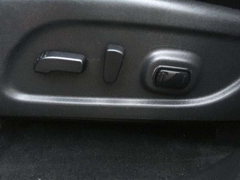 2014
Nissan
Pathfinder
