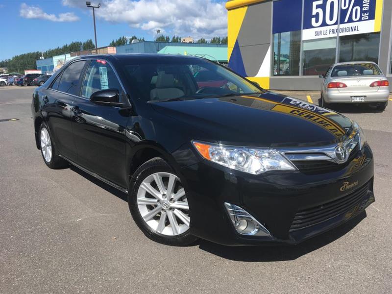 Toyota Camry XLE CUIR TOIT MAGS
